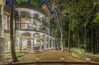 The Far Pavilion by Edwards Collection - Pinnawala - Villas