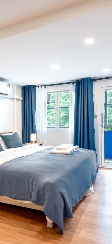 รูปภาพของบลูเฮ้าส์ 191 โฮมเทล 5นาที จากบีทีเอสสะพานตากสิน