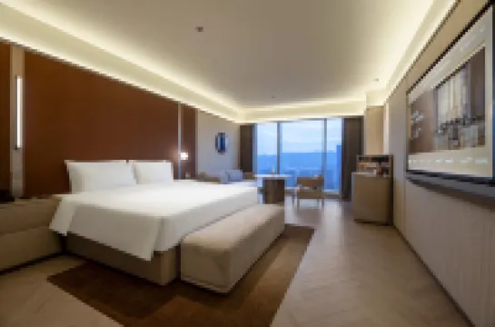 Crystal Orange Hangzhou Tonglu Station Hotel