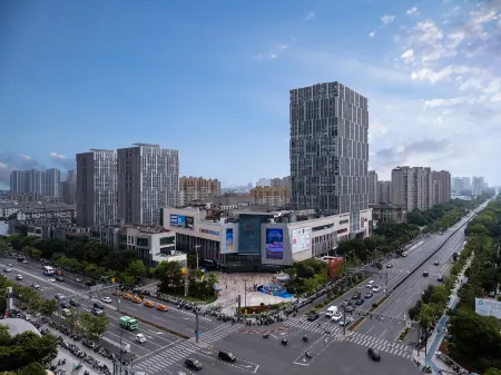 Shanghai Bozhilove Smart Hotel Отели рядом с достопримечательностью «Er Yan Temple»