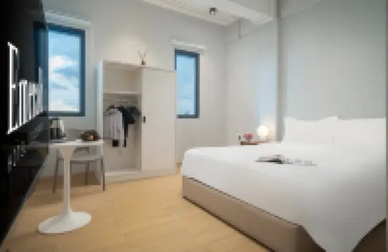 Emerald Hotel Residence