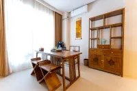 Dunhuang Moshang Yunqi Homestay (Dunhuang Night Market)