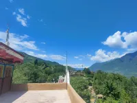 Linqi Yujian Homestay (Jiaju Tibetan Village) - 뷰