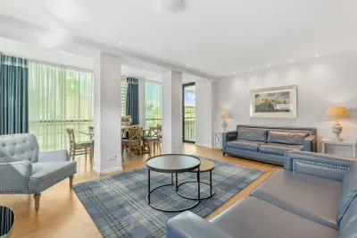 Princes Street Suites Hotels in Newington
