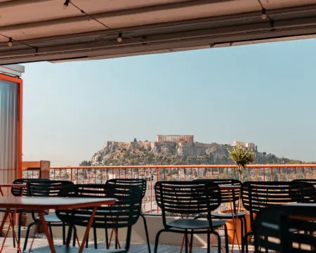Yellowsquare Athens Hotel a Atene