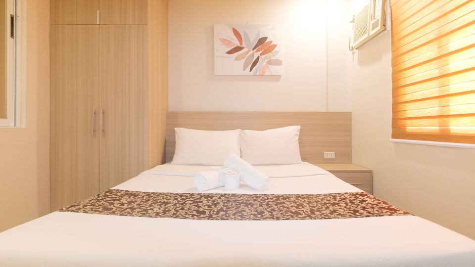 Elyseah Condotel by RedDoorz