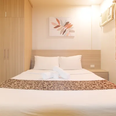 Elyseah Condotel by RedDoorz Отели рядом с достопримечательностью «Центр изучения капампанганского языка»