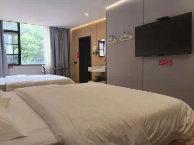 Xiyue Hotel (Xiangtan Hunan University of science and technology store) Hotels near Hunan University of Science and Technology