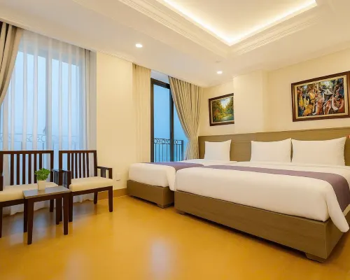 Yen Indochine Hotel Hotels in der Nähe von 2/4-Platz