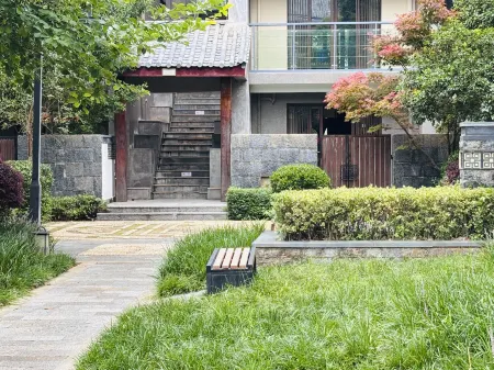 CloudNest Inn，Lijiang