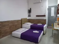 Novon Family Hotel by Tripletee Hotel di Singosari