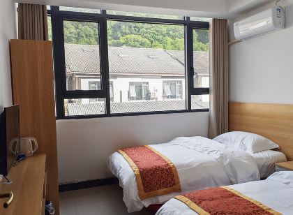Guangwushan Phoenix Homestay