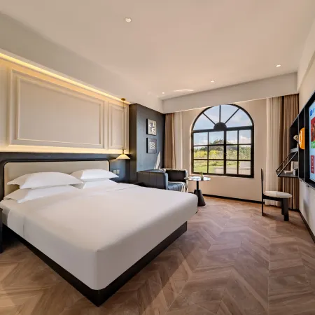 Hongyun·Cixia Hotel (Wuyuan High-Speed Rail Station Branch)