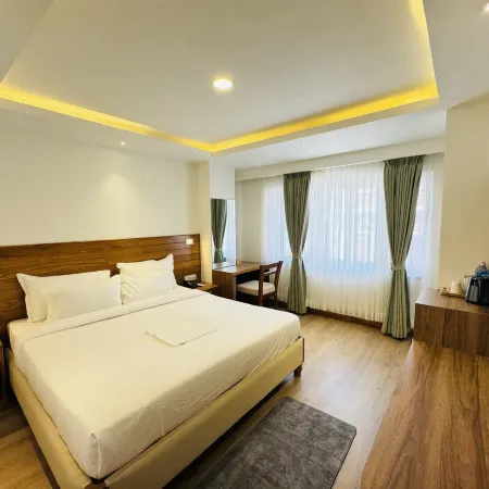 Hotel Harsha Nepal Отели рядом с достопримечательностью «Площадь Дурбар»