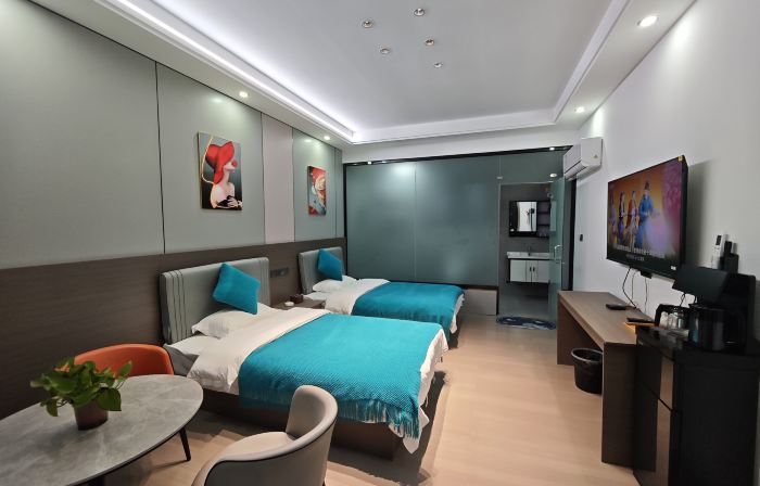 Xiangning Four Seasons Hotel (Yunqiu Mountain)
