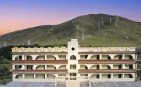 MIYE Mountain River Private Soup Homestay (Shindubashi Branch) Hotels in Xinduqiao Town