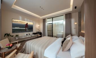 Guiyin Tangshe ・ Dual View | Panoramic Vacation Apartment (Dali Erhai Cai Village Wharf)
