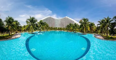 Resort Biển Cam Ranh - Cách Sân Bay 5 Phút Các khách sạn gần Cửa hàng Yến Sào Phúc Khang