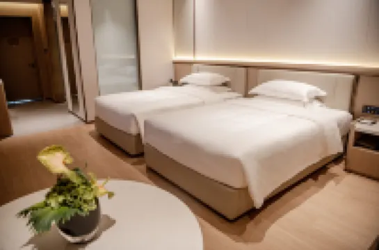 Guangshan Yuanping Grand Hotel Hotels in Guangshan