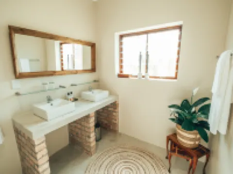 Villa Chad Luxury Guesthouse Hotels in Overberg District Municipality