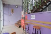 RedDoorz @ Gatot Subroto Street Bandung 3