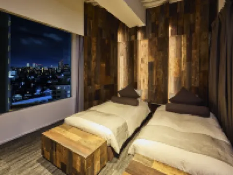 ONE@Tokyo by insomnia