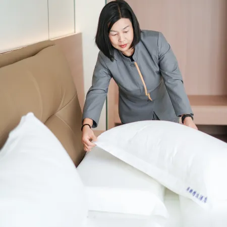 Huayi Select Hotel by Home Inn (Chuxiong Dayao County International Trade City)