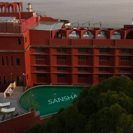 Bersure Museum Collection Seaview Hotel