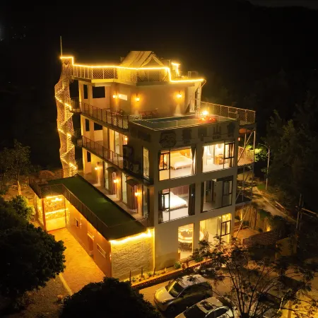 Lotus Dwelling Mountain Villa Homestay