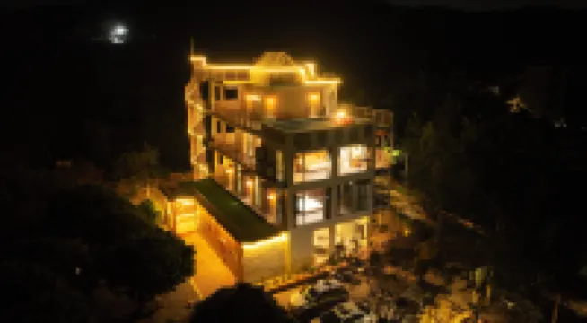 Lotus Dwelling Mountain Villa Homestay