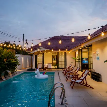 Ipoh Tiga Pool Villa by Papahost