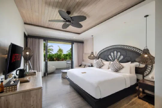 AmantraNa Canggu Отели рядом с достопримечательностью «Universitas Dhyana Pura»