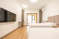 Lvcongpo Ski Resort Mountain House Homestay