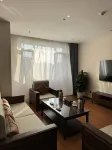Yucheng Hotel - parking