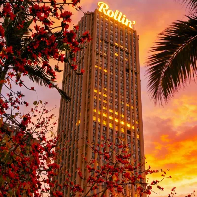 Zhuhai Rollin Hotel Hotels near Tongxin Park