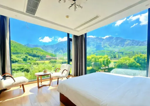 Qianyu·ZELIN  Starry Sky Beauty Accommodation (Anji Yunshang Grassland)