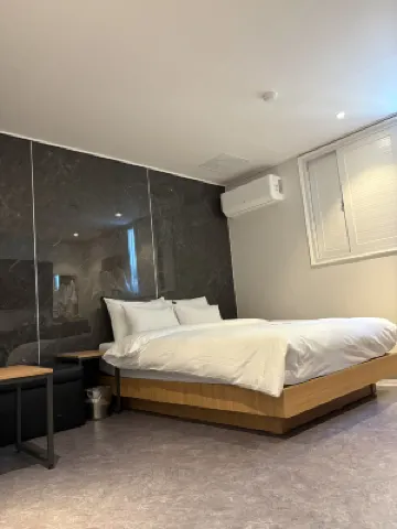 듀오모텔 화령전 주변 호텔