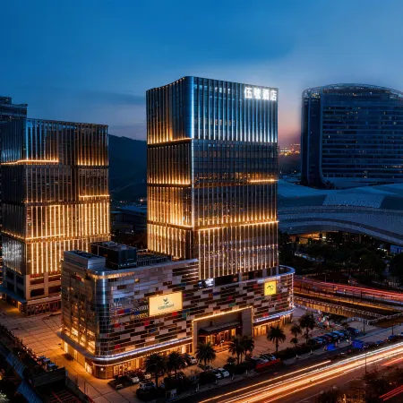 HOTEL FIVE Отели рядом с достопримечательностью «Мир без динамики Star Chita»