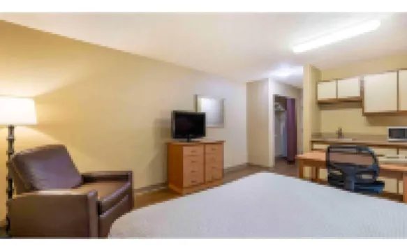 Studio 6 Extended stay Indianapolis, IN - North Carmel