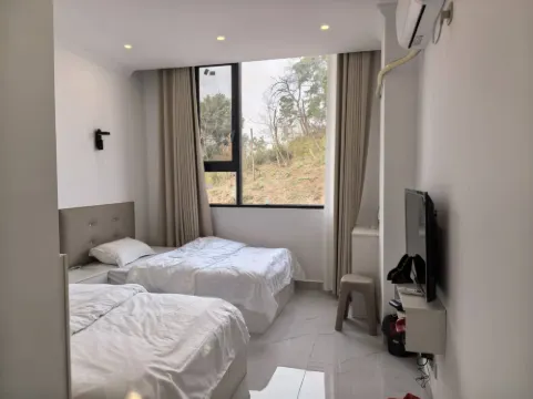 Zigong Longpan Hotel