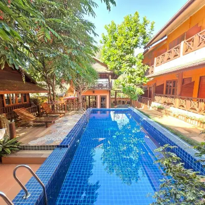 Baan Yung Hill Resort Hotels near Mae Fah Luang University