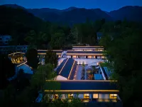Floral Lux Hotel • Linhai Song Yun Ancient City Hotel
