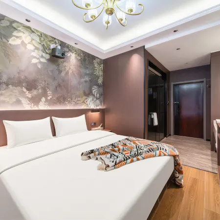 Xingyue Hotel (Xinxiang Normal University Wanda)