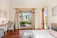 Quiet Cozy Rooms – Near Shops & Transit - Pensionat