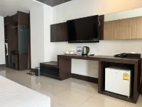 Crystal Suites Suvarnbhumi Airport Hotels near Jerusalem Old City