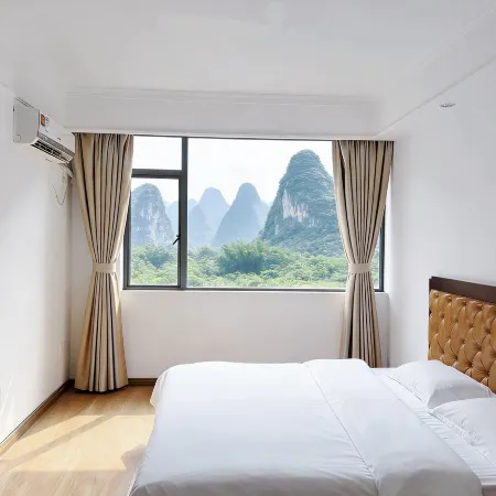 Sunny Isle Holiday Hotel (Yangshuo West Street Branch)