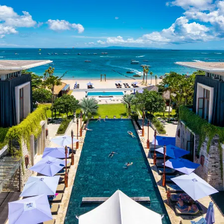 The Sakala Resort Bali All Suites Отели рядом с достопримечательностью «Гавань Беноа»