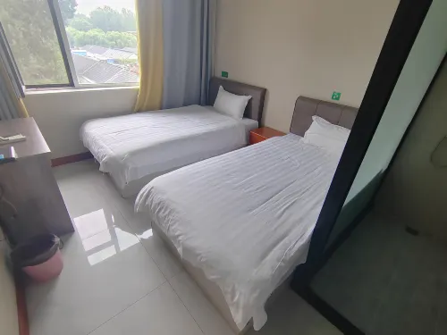 Hospitable Express Hotel - Pet friendly