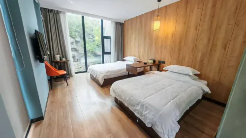 Xingze Longyin Mountain Lodge