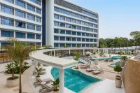 The Encore Hotel Nakuru - Pools
